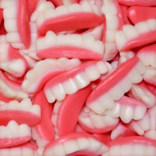 Gebisse - Snack Shark